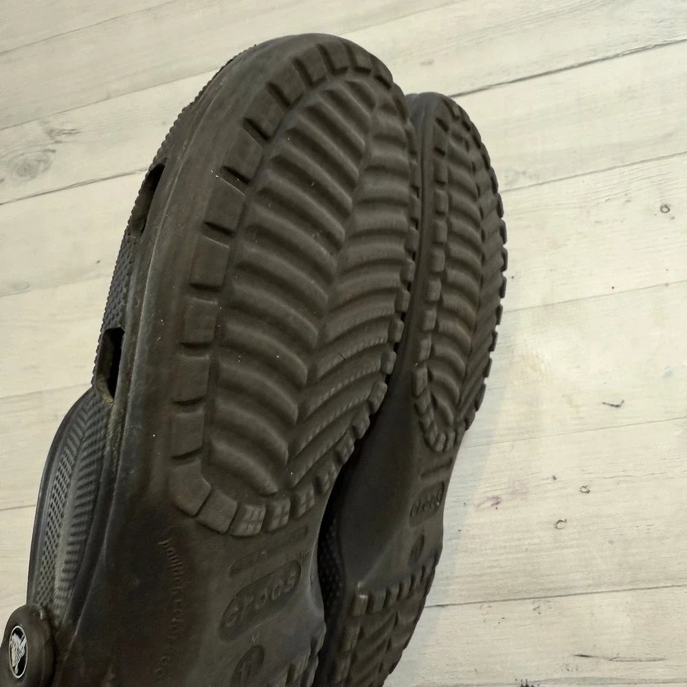 Crocs‎ classic black clogs men's size 11